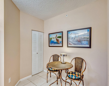 200 Uno Lago Drive - Photo Thumbnail 9