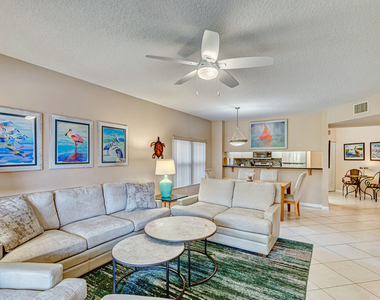 200 Uno Lago Drive - Photo Thumbnail 14