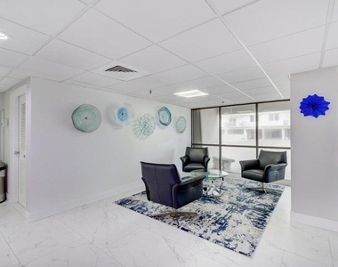 3221 S Ocean Boulevard - Photo Thumbnail 14