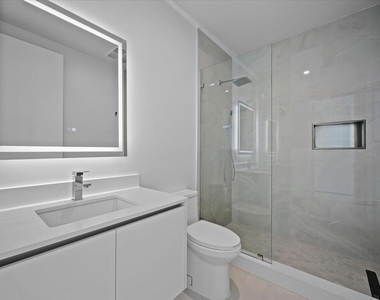 220 Lake Shore Drive - Photo Thumbnail 10