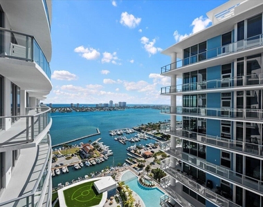 220 Lake Shore Drive - Photo Thumbnail 13