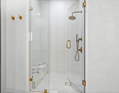 801 S Olive Avenue - Photo Thumbnail 17