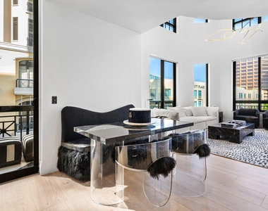 801 S Olive Avenue - Photo Thumbnail 7