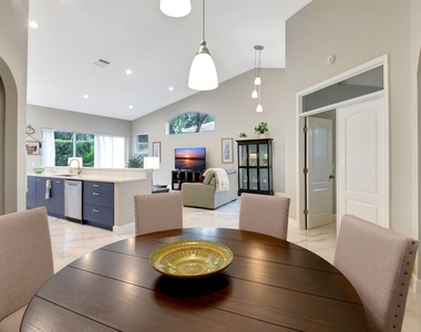 8180 Sandpiper Way - Photo Thumbnail 6