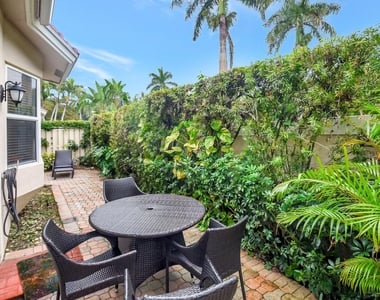 8180 Sandpiper Way - Photo Thumbnail 15