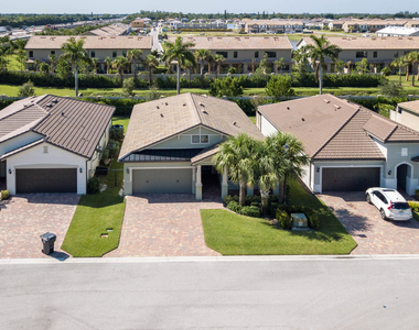 8161 Hanoverian Drive - Photo Thumbnail 2