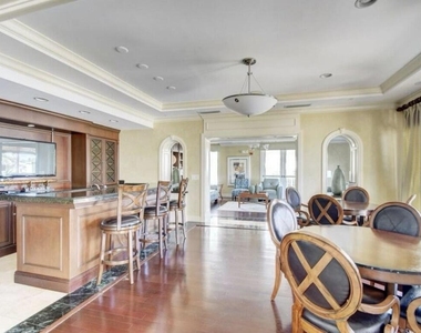 804 E Windward Way - Photo Thumbnail 40