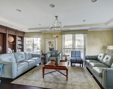 804 E Windward Way - Photo Thumbnail 6