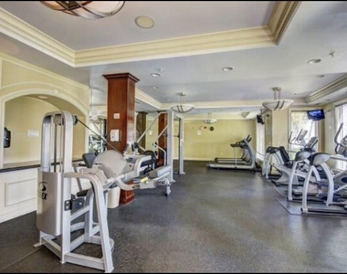 804 E Windward Way - Photo Thumbnail 16