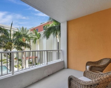 804 E Windward Way - Photo Thumbnail 46