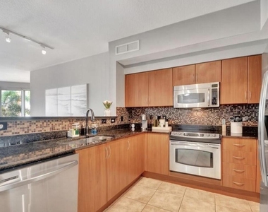 804 E Windward Way - Photo Thumbnail 8