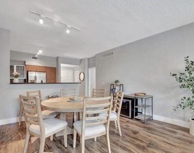 804 E Windward Way - Photo Thumbnail 50
