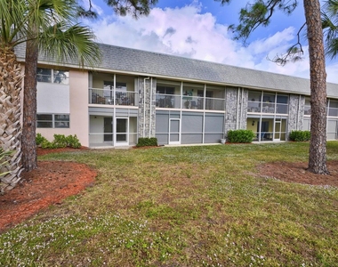 18081 Se Country Club Drive - Photo Thumbnail 7