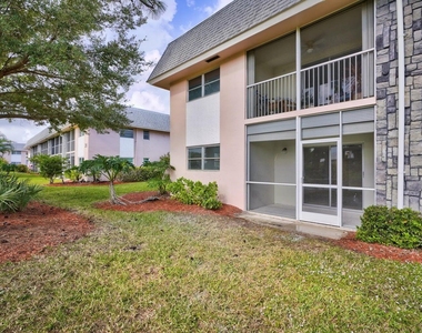 18081 Se Country Club Drive - Photo Thumbnail 6