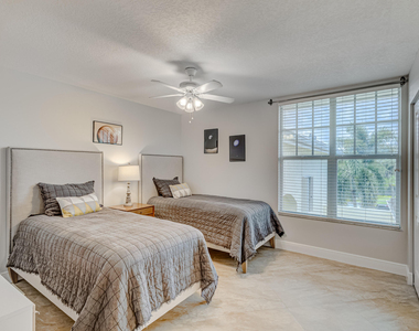 406 Mainsail Circle - Photo Thumbnail 26