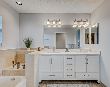 406 Mainsail Circle - Photo Thumbnail 44