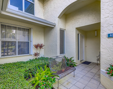 406 Mainsail Circle - Photo Thumbnail 6