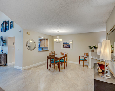 406 Mainsail Circle - Photo Thumbnail 10