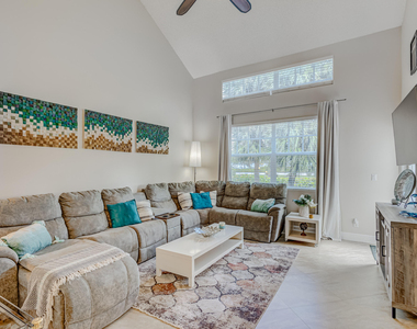 406 Mainsail Circle - Photo Thumbnail 14