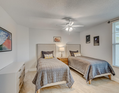 406 Mainsail Circle - Photo Thumbnail 27