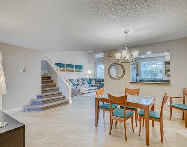 406 Mainsail Circle - Photo Thumbnail 9
