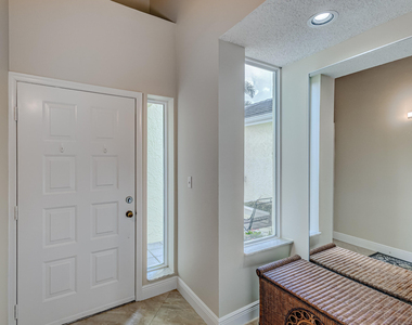 406 Mainsail Circle - Photo Thumbnail 7