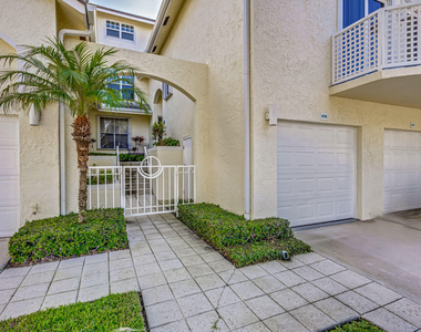 406 Mainsail Circle - Photo Thumbnail 3