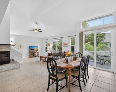 1609 Mizzenmast Way - Photo Thumbnail 11