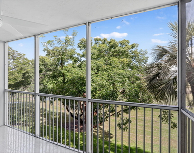 2651 S Palm Aire Drive S - Photo Thumbnail 16
