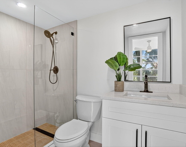 2651 S Palm Aire Drive S - Photo Thumbnail 19