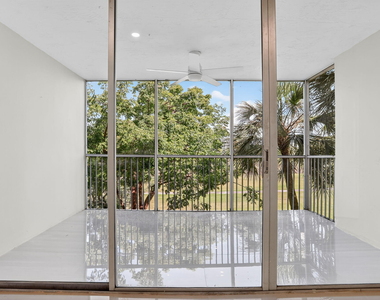 2651 S Palm Aire Drive S - Photo Thumbnail 14