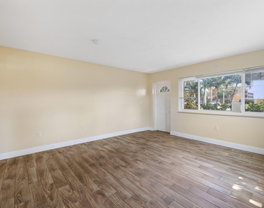 5409 N Flagler Drive - Photo Thumbnail 4