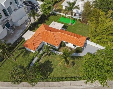 3415 N Flagler Drive - Photo Thumbnail 3