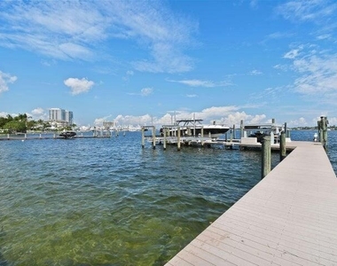 3410 N Flagler Drive - Photo Thumbnail 10