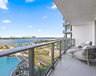 220 Lake Shore Drive - Photo Thumbnail 2