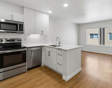 938 110th Ave Ne - Photo Thumbnail 49