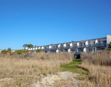 274 Dune Road - Photo Thumbnail 15