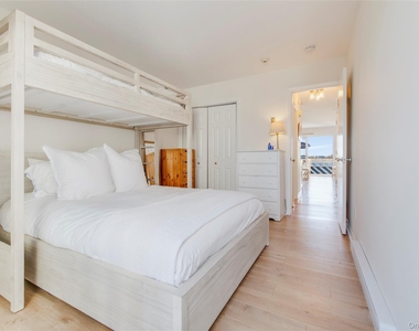 274 Dune Road - Photo Thumbnail 7