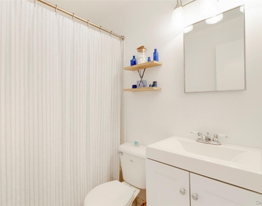 274 Dune Road - Photo Thumbnail 9