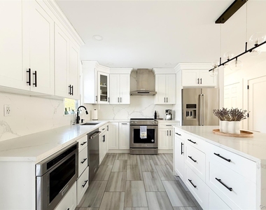 121 Ponquogue Avenue - Photo Thumbnail 7