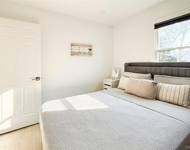 121 Ponquogue Avenue - Photo Thumbnail 13