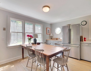 90 Old Depot Road - Photo Thumbnail 8