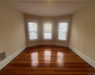 18 Innis Avenue - Photo Thumbnail 15