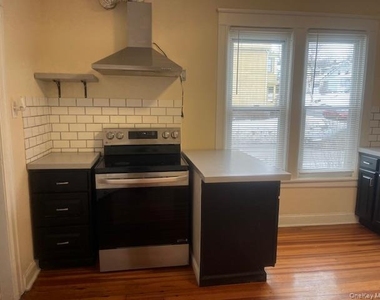 18 Innis Avenue - Photo Thumbnail 2