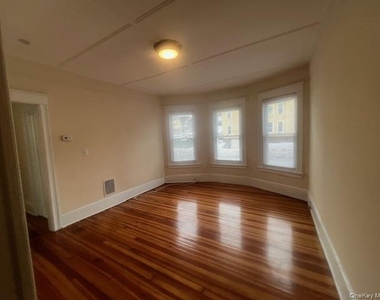 18 Innis Avenue - Photo Thumbnail 16