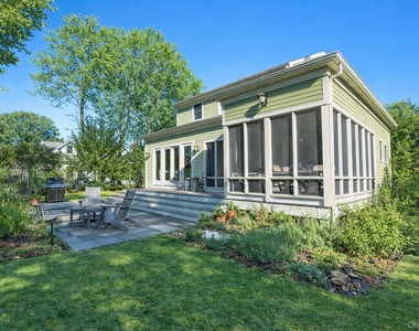 460 Bay Avenue - Photo Thumbnail 17