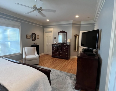 43 Waterview Drive - Photo Thumbnail 12