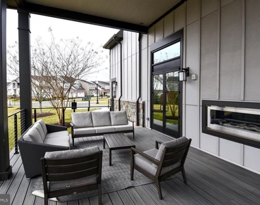 23610 Havelock Walk Terrace - Photo Thumbnail 45