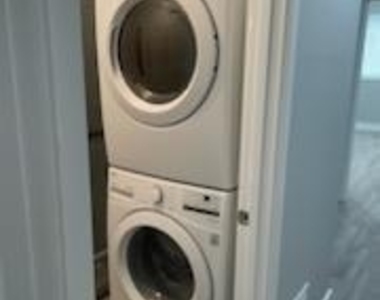 1529 W Stiles Street - Photo Thumbnail 11