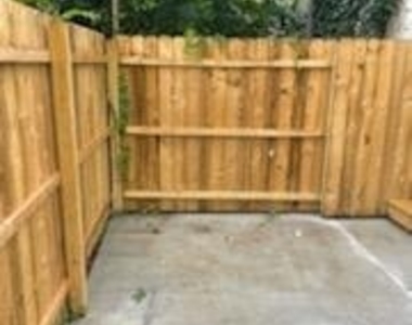1529 W Stiles Street - Photo Thumbnail 21